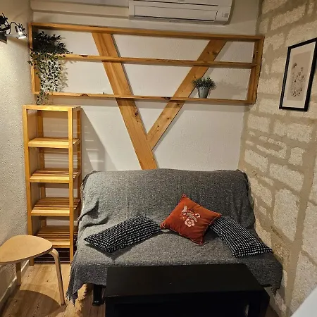 公寓 Iris, 4 Personnes, Centre Pieton Ecusson, Tram, 3eme Etage Sans Ascenseur 蒙彼利埃