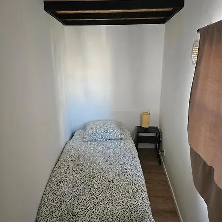 Iris, 4 Personnes, Centre Pieton Ecusson, Tram, 3eme Etage Sans Ascenseur Apartment Montpellier